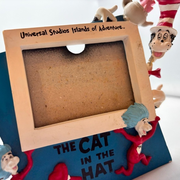 Universal Dr. Seuss Cat in the Hat Islands of Adventure Freestanding Photo Frame - Picture 11 of 16